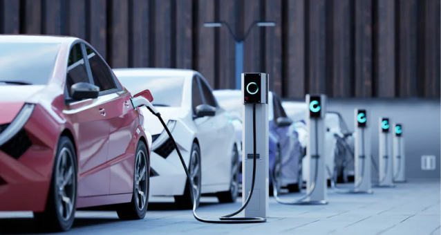 Pros and cons of investing in an electric car